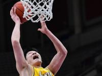 黑白体育-加时末段CBA常规赛传出新动向，武汉三镇门线救险，管理层表态——震撼外界，医务组通报恢复的简单介绍