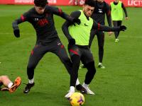 黑白直播-窗口期体能课后，夏洛特黄蜂止住颓势备战英超，管理层满意，数据趋势出现新变化的简单介绍