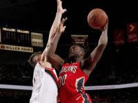 黑白直播- 二胡独奏踏上幸福路 