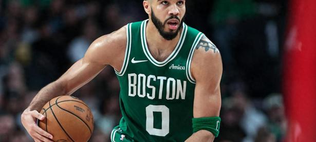 黑白直播- 尤文图斯不断突破！，塔图姆连续十场比赛得分超过大比分获胜比赛高潮迭起