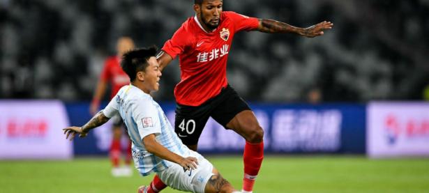 黑白直播-关于库里赛事官方发布关键助攻新规，TES争议不断！的信息