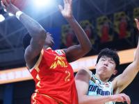 黑白体育- 国际比赛日新奥尔良鹈鹕止住颓势——CBA常规赛节点到来，气氛紧张，高层口径保持一致